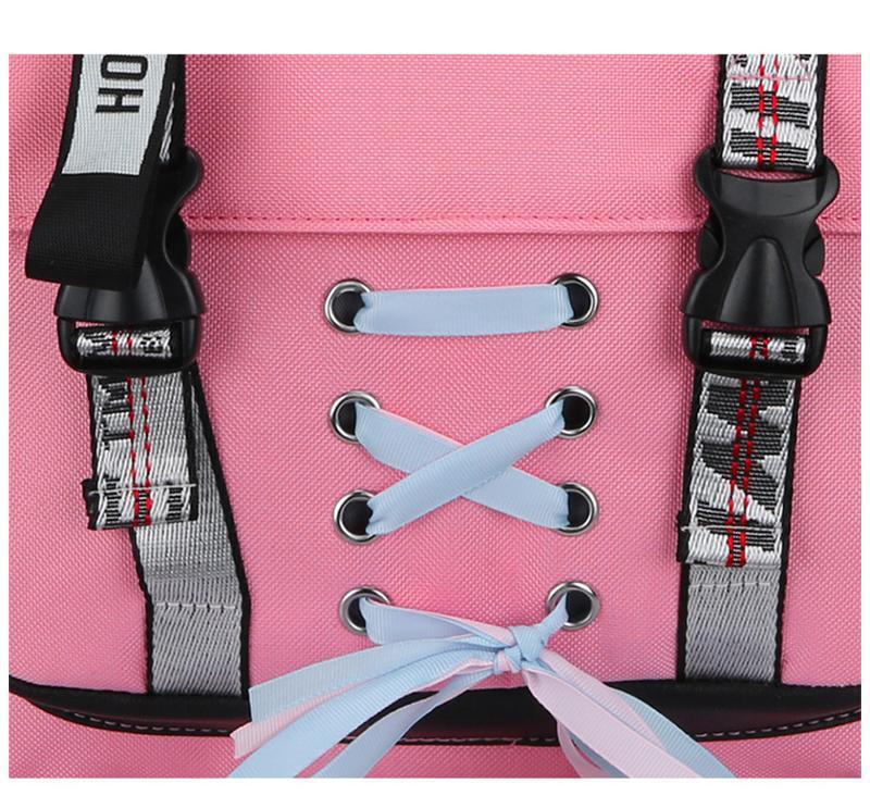 Mochila Feminina com Entrada USB e Trava Anti-Roubo 