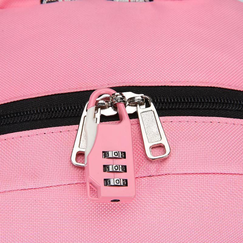 Mochila Feminina com Entrada USB e Trava Anti-Roubo 